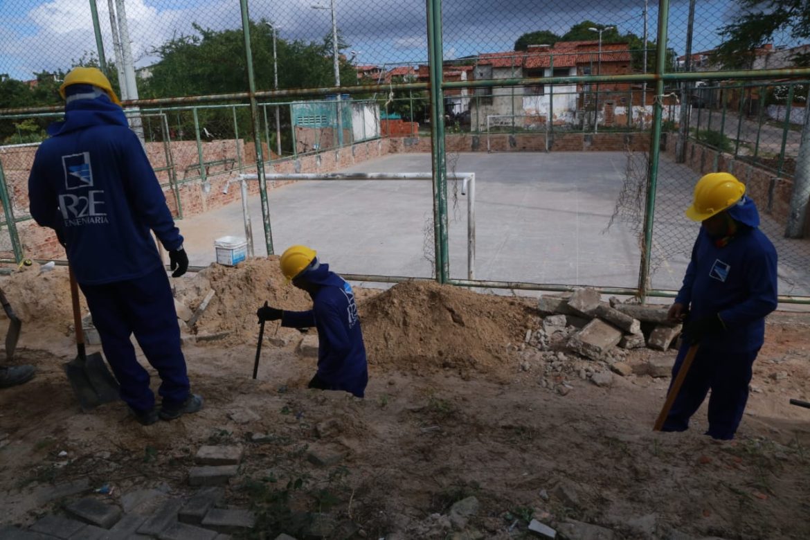 Requalificações abrangem reparos estruturais e de mobiliário urbano
